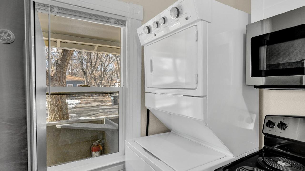 A Home Base For Your Journey Colorado Springs Exterior photo